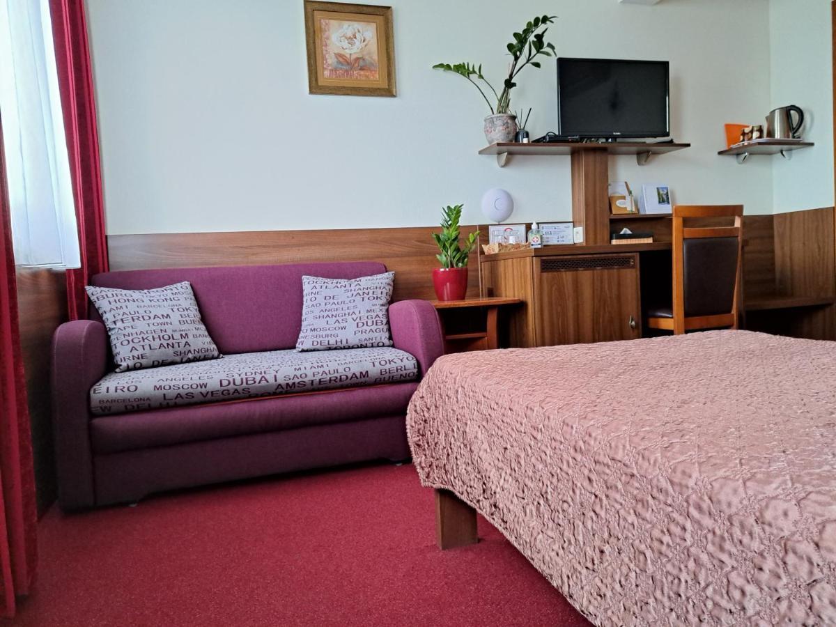 Penzion Kozak B&B Sebedražie Exterior foto